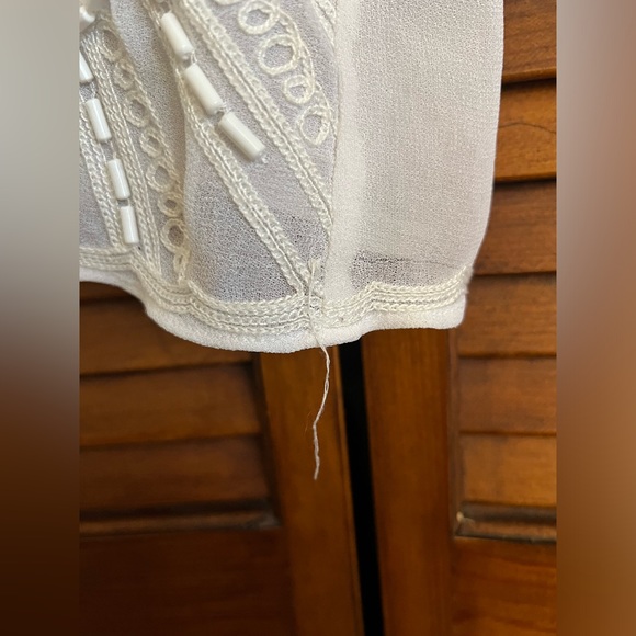 F21 White Top - Picture 3 of 4